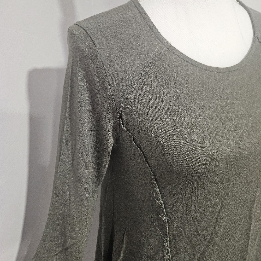 Altar'd State 3/4 Sleeve Taupe Flowy Midi Dress With Gold Zipper Detail On Back - Picture 2 of 5